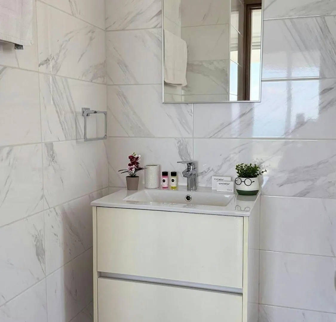 Toocoool Villa - Elite Seaview Aya Napa Kıbrıs